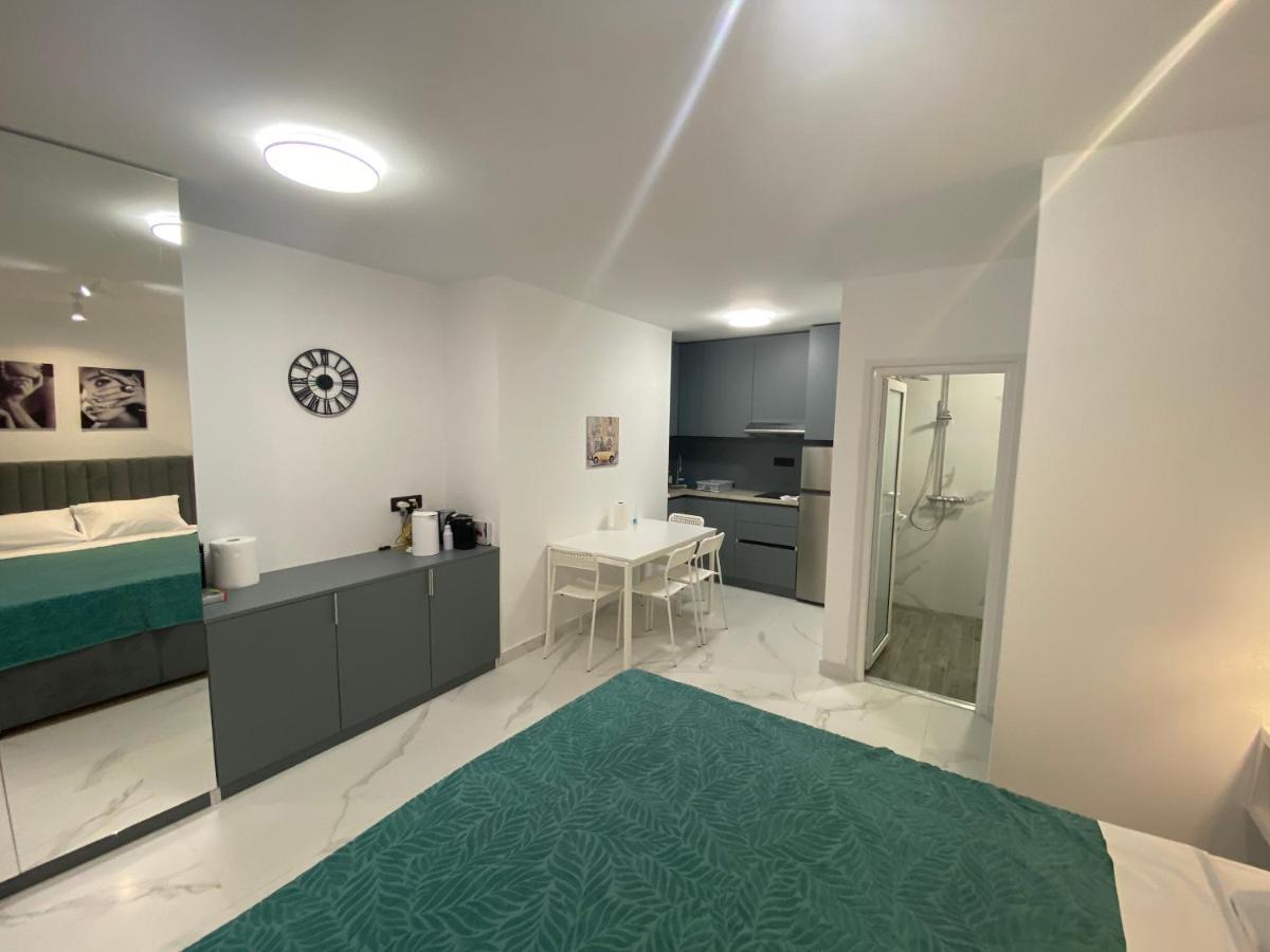 Deluxe Pool Apartment 4 Petrovac Dış mekan fotoğraf
