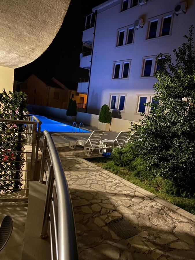 Deluxe Pool Apartment 4 Petrovac Dış mekan fotoğraf
