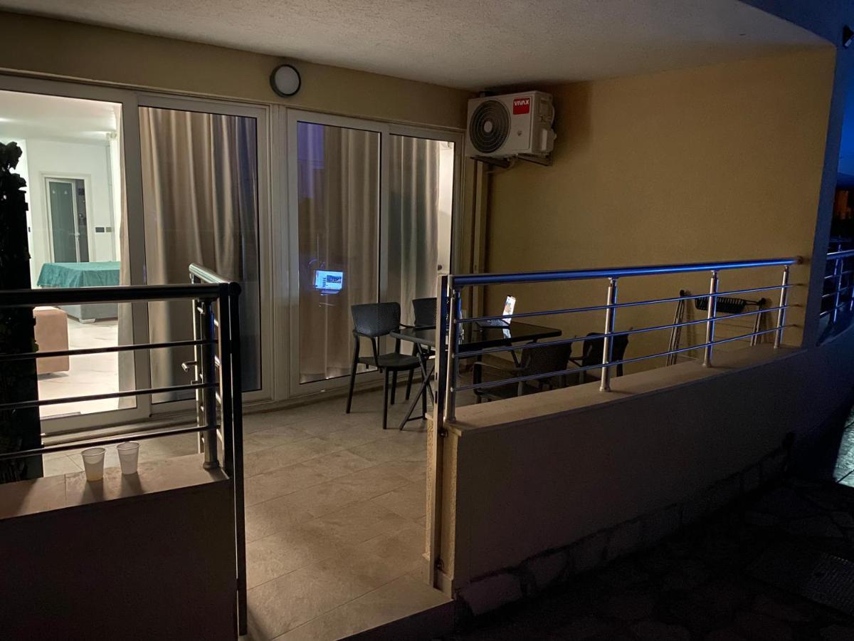 Deluxe Pool Apartment 4 Petrovac Dış mekan fotoğraf